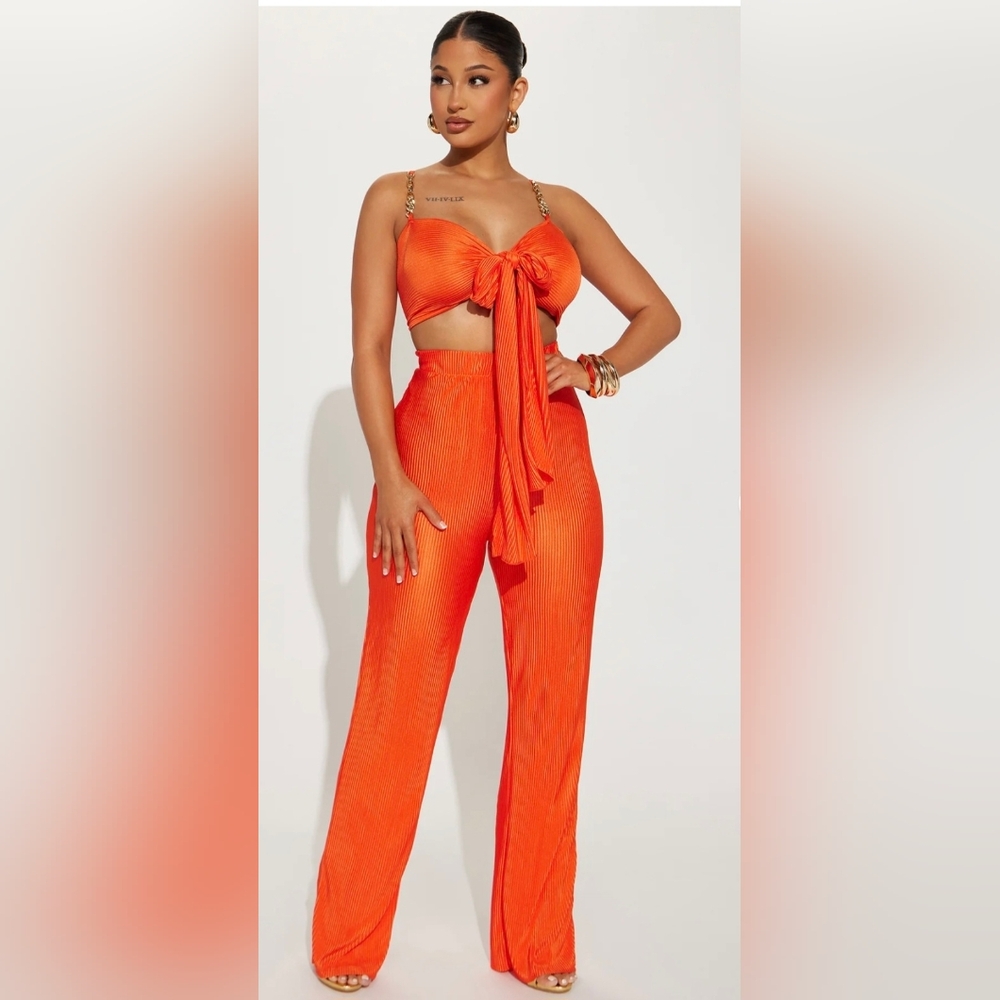 Fashion Nova- Royal Fantasies Plisse Pant Set- W Sz Small